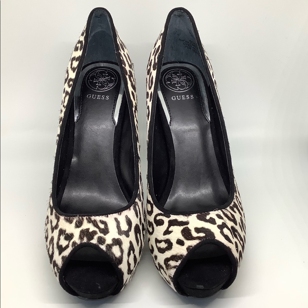 Guess Women’s Honora Platform Pumps - Picture 5 of 7